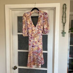 1970’s inspired print Chic V-Neck Midi Dress - Purple and Cream